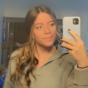 Meet your Posher, Caroline